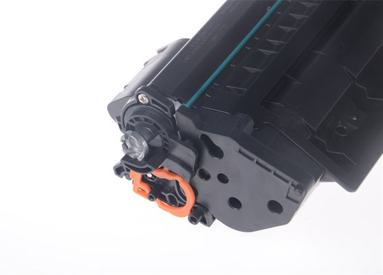 Полноразмерный картридж с тонером HP Black Universal с тонером 05A